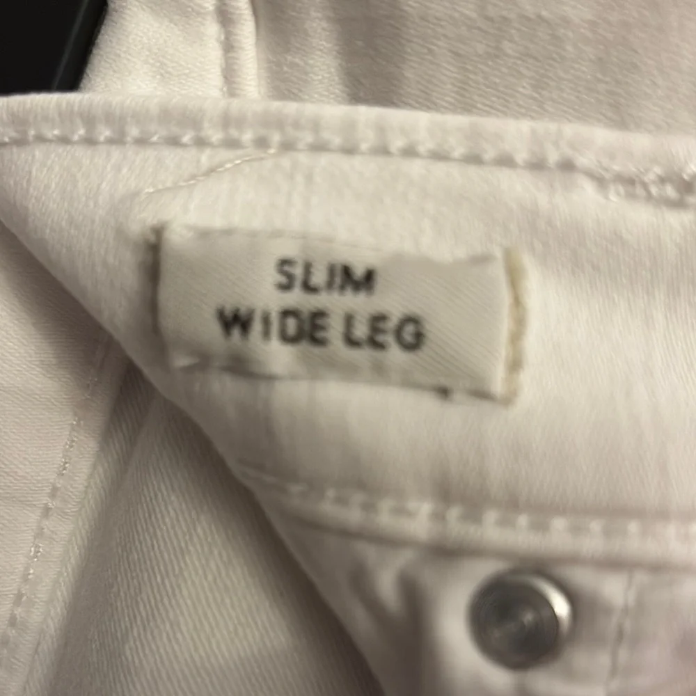 J. Crew Slim Wide Leg Jeans in White Wash - Picture 3 of 6